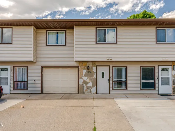 1704 N 19th St, Bismarck, ND 58501