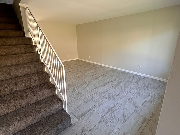 5th image of 313 S Mollison Ave