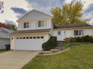 106 Appian Way, Vernon Hills, IL