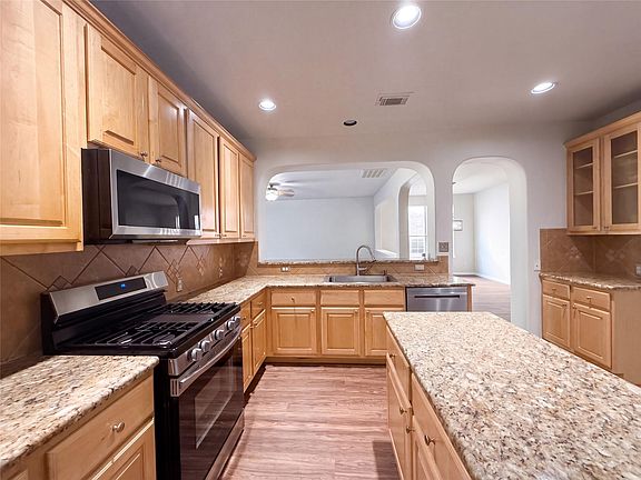 2nd image of 2404 Danciger Ln