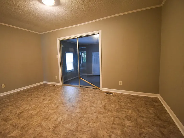 5138 Longbranch Dr — Photo 3