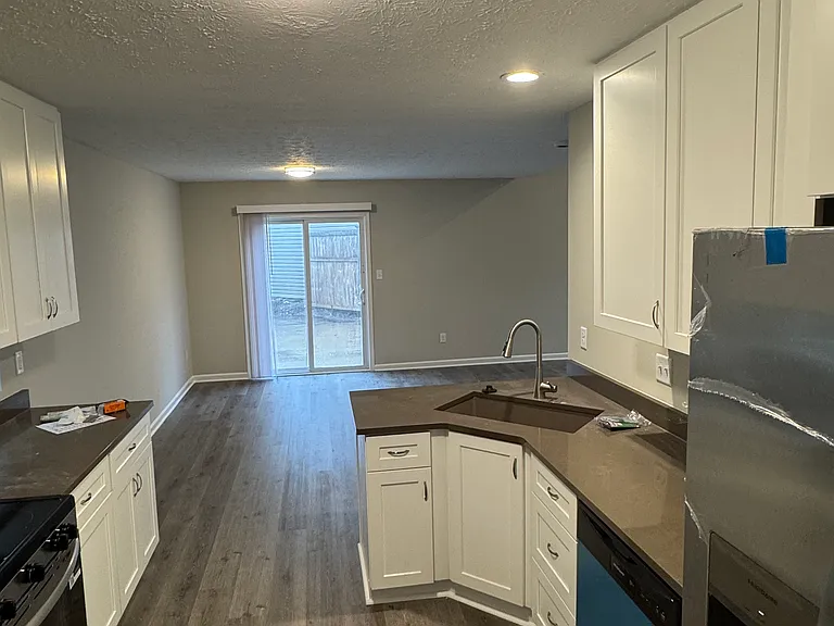2400 Grand Fir Dr — Photo 7