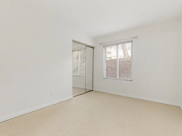 695 Bristol Dr #182 — Photo 15
