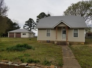 3305 E Mary St, Paris, AR 72855