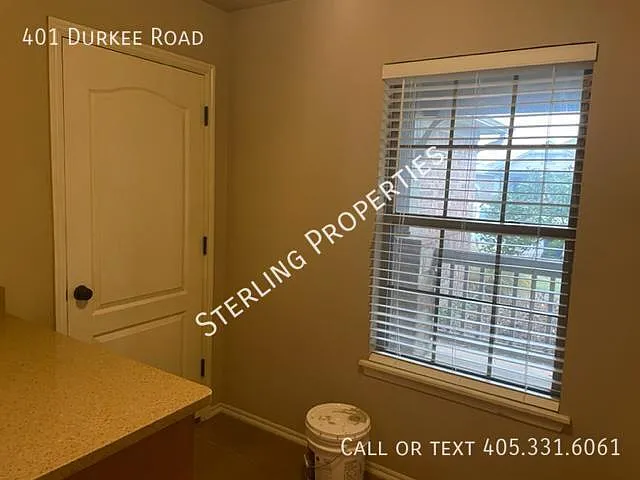 401 Durkee Rd — Photo 9