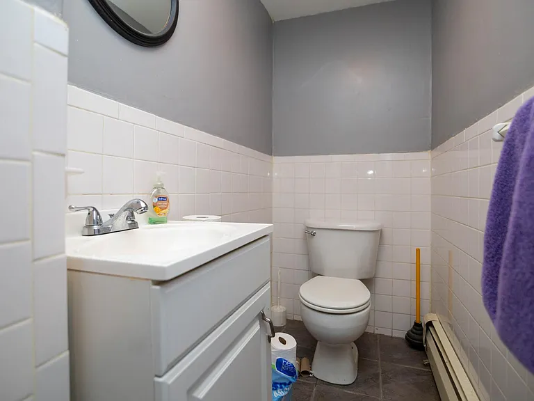 68 Hammond St — Photo 12