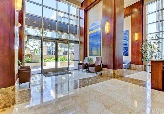 5th image of 388 E Ocean Blvd Unit 404