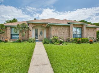 5446 Meadow Vista Ln, Garland, TX 75043