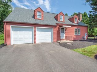 320 Prospect Ave, West Springfield, MA 01089
