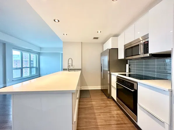 200 Rideau St, Ottawa, ON