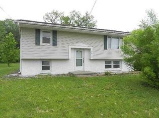 2817 E 24th St, Des Moines, IA 50317