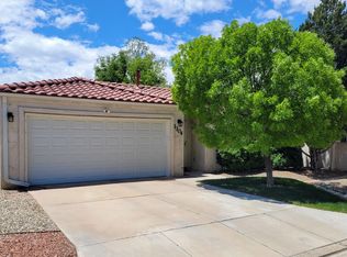 1304 Villa Campo NE, Albuquerque, NM 87113
