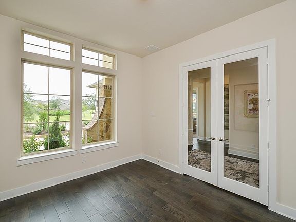 5th image of 16923 Himley Dr