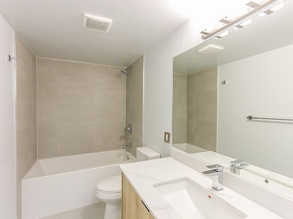 4th image of 10155 116th St NW #1435749