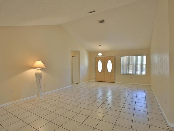 4th image of 69 Whispering Pine Dr