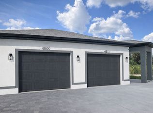 4911 28th St SW, Lehigh Acres, FL 33973