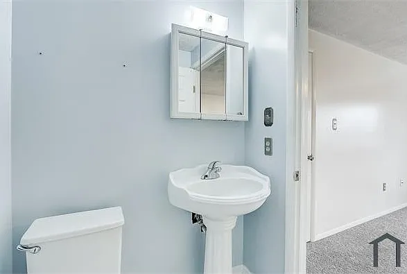 12415 Hickory Tree Way #L — Photo 8