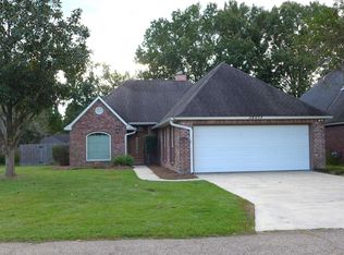 38073 Cove Ct, Prairieville, LA 70769