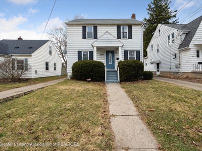 2004 Roberts Ln, Lansing, MI, 48910
