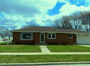 318 N Fisk St, Green Bay, WI 54303