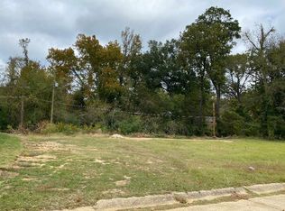 1462 Park Dr, Camden, AR 71701