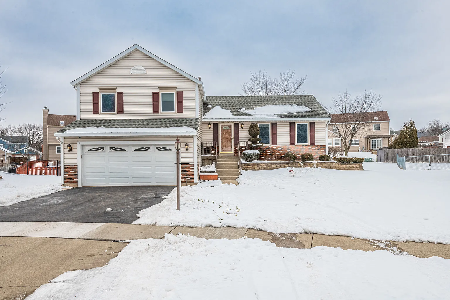 6 Magnolia Ct photo 1