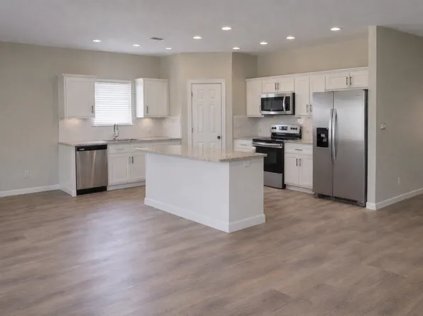 473084 E 1080th Rd #A, Muldrow, OK 74948