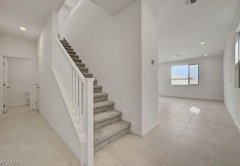 1550 Rock Kestrel St — Photo 15