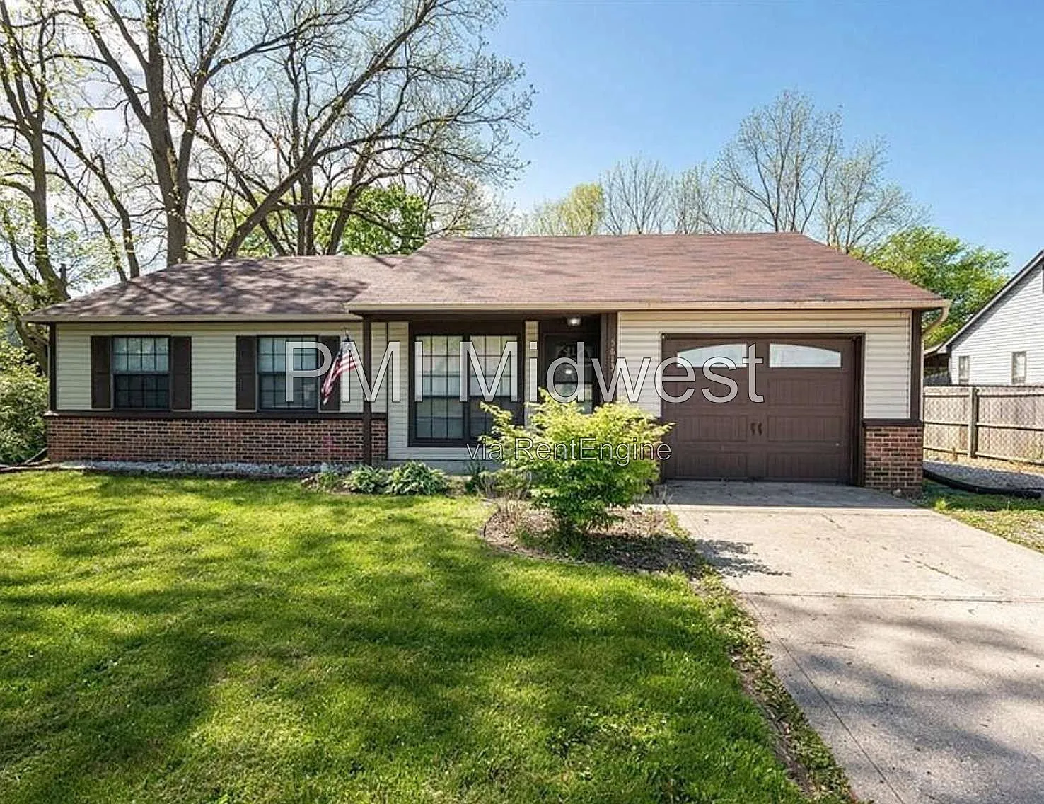 3 bed, 2.0 bath, 1064 sqft, $1,700 — Photo 1