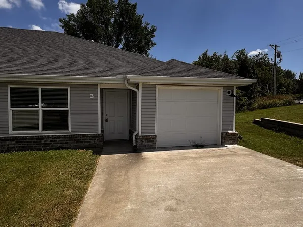 321 Westbrook Ct APT 3, Decatur, AR 72722
