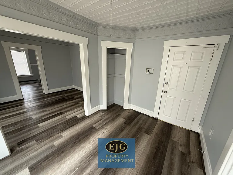 23 S Main St #4 — Photo 15