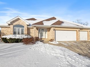 8614 Bangor Dr, Tinley Park, IL 60487
