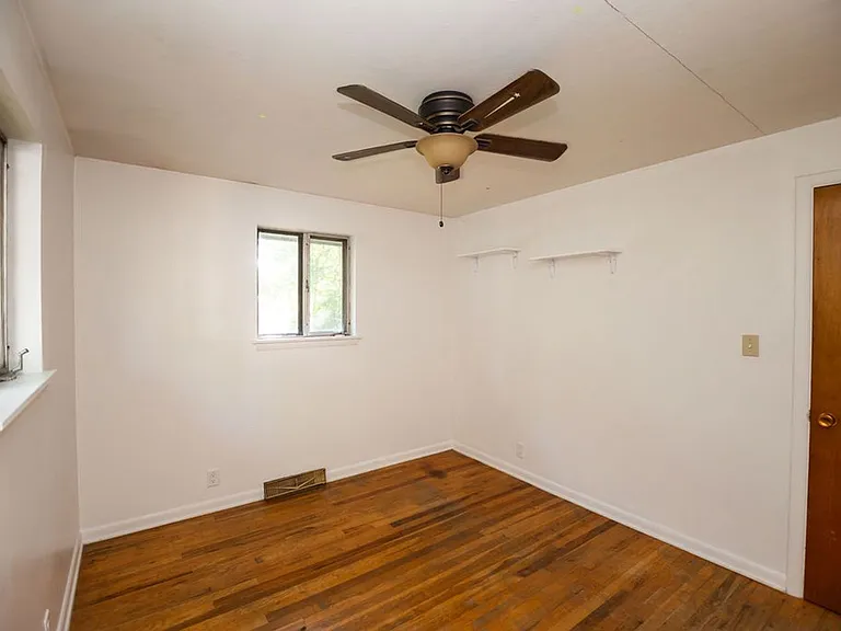 402 Tedmon Dr — Photo 22
