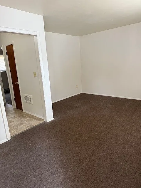 1 bed, 550 sqft, $725 — Photo 2