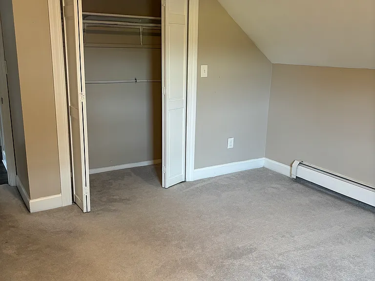 130 Pine St #4 — Photo 6