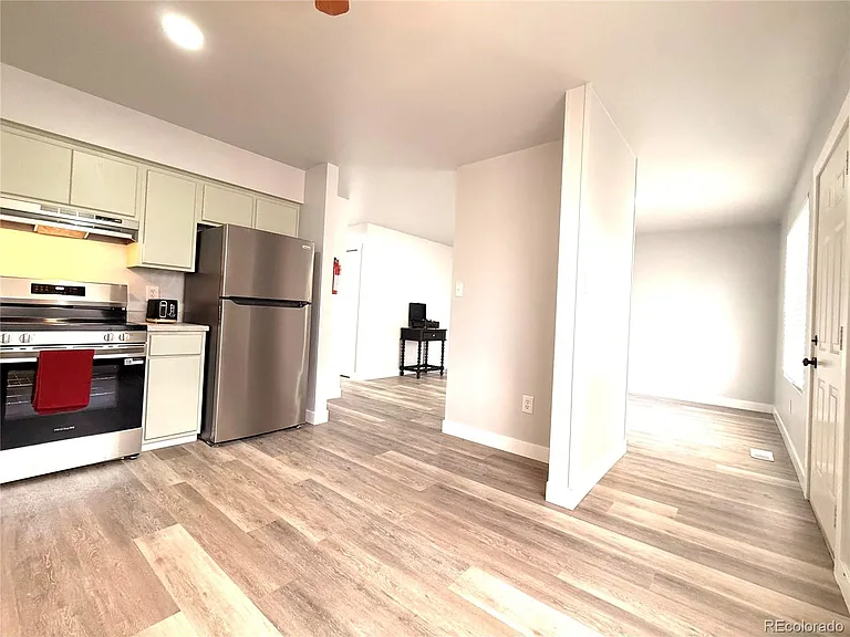 531 S Angus Ave #11 — Photo 32