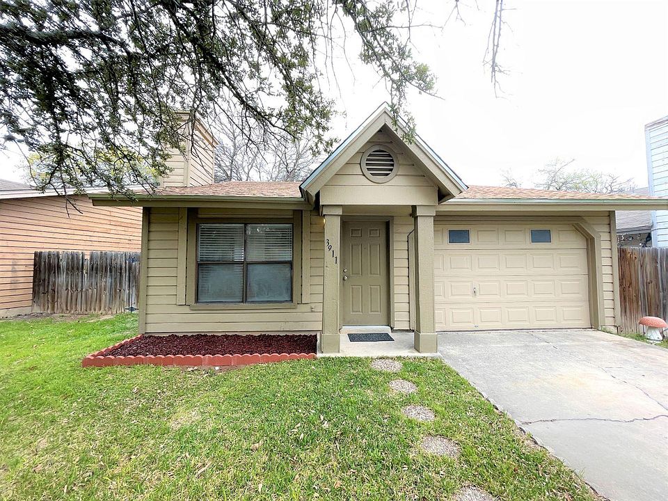 1st image of 3911 Heritage Hill Dr
