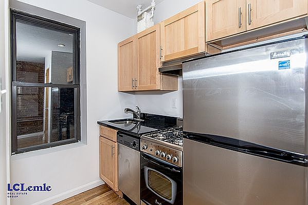1st image of 450-452 E 81st St #2C