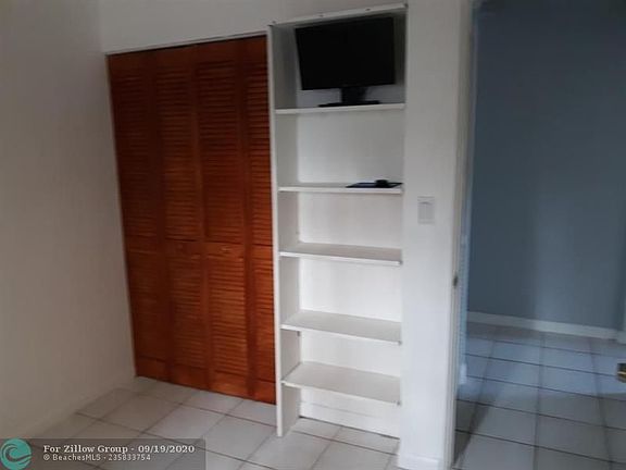 3rd image of 420 NE 59th St