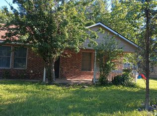 202 E Cotter Ave, Alvarado, TX 76009