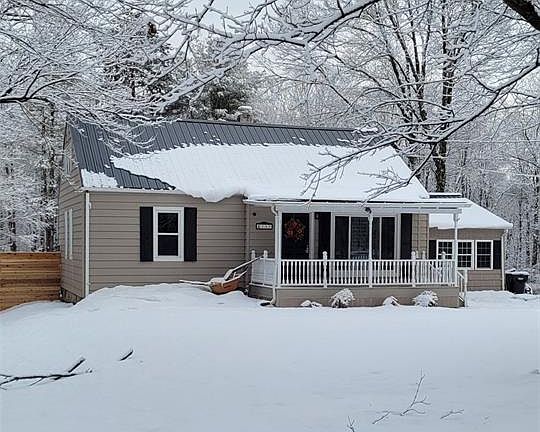2nd image of 743 Park Ave