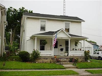 1st image of 109 N 1st St