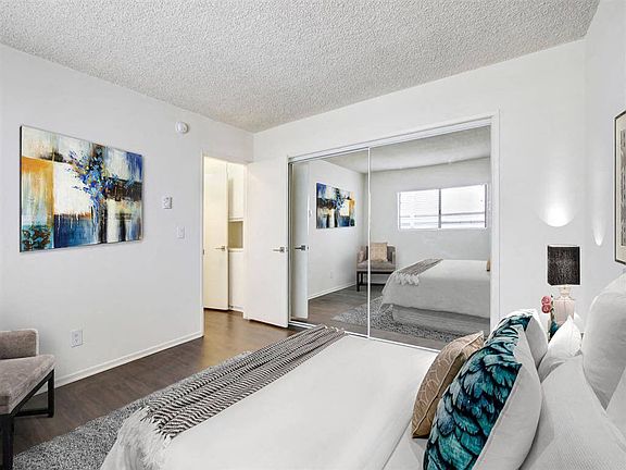 4th image of 1432 Brockton Ave #2161827