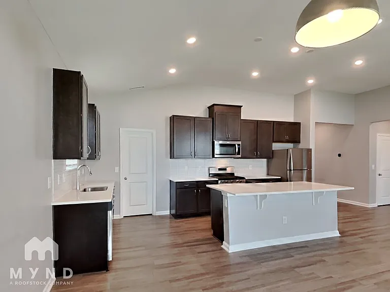 3372 Belterra Point Dr — Photo 8