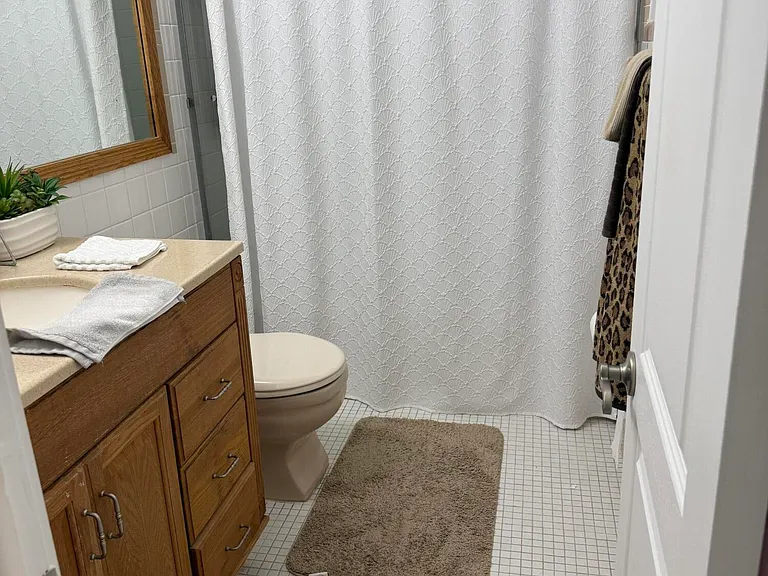 2600 S Ocean Dr — Photo 16