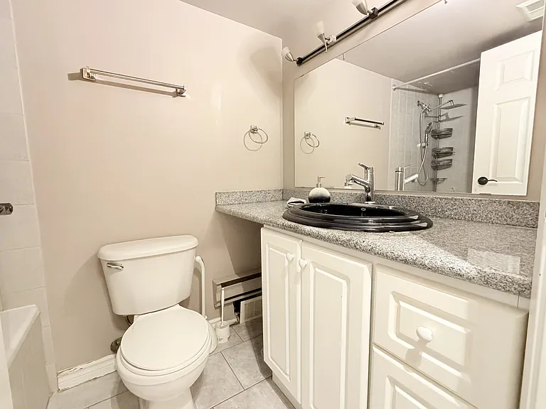 515 Riverside Dr W #703 — Photo 13