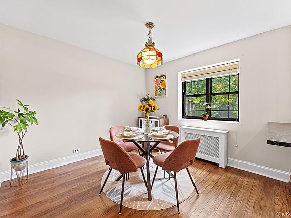 5th image of 20 Manchester Road #2L