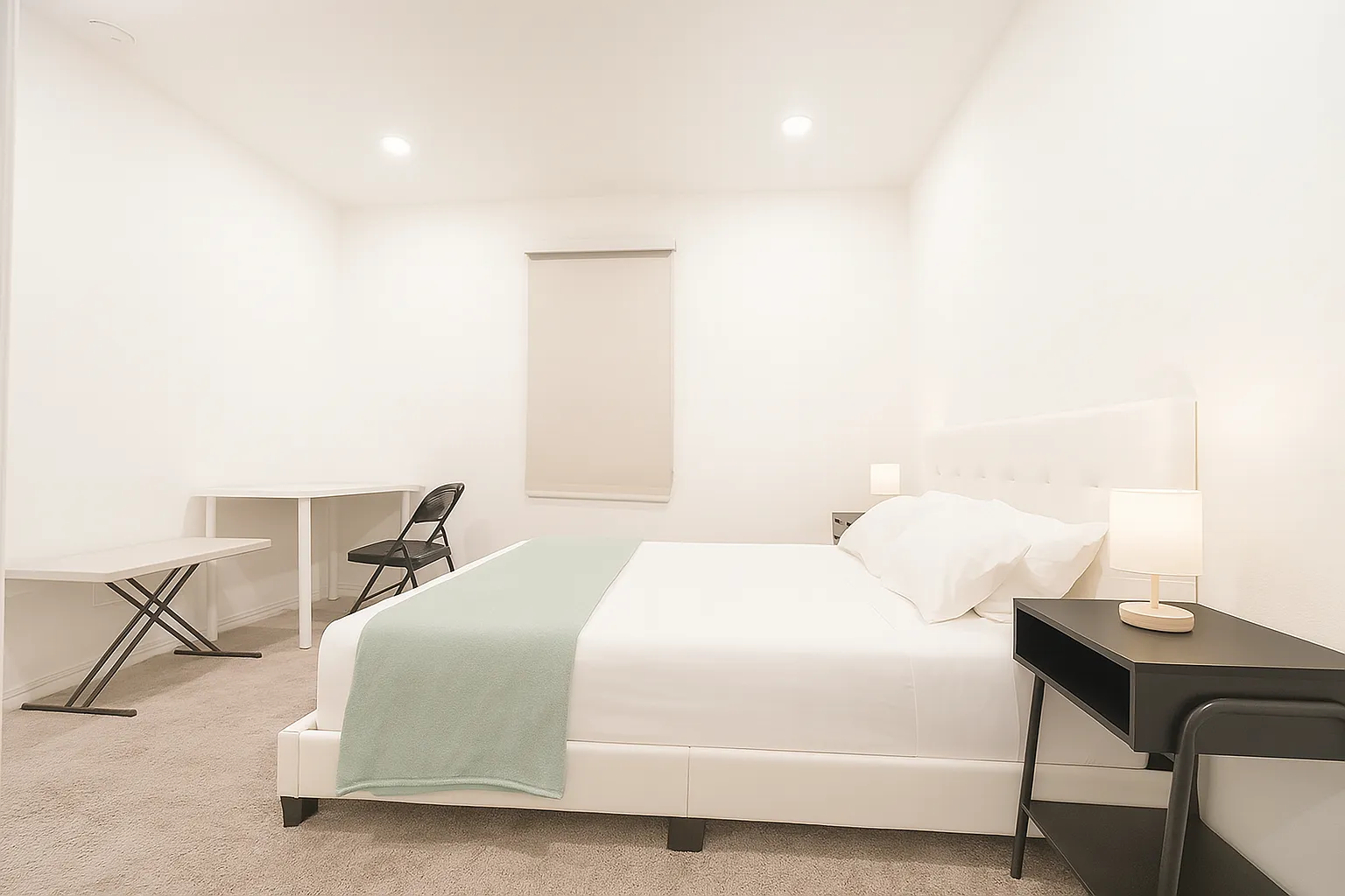 34 - 7504 Haystack Loop, Riverside, CA 92507 - 34 - 8 F2 Share Bath — Photo 1