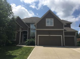 19617 W 98th St, Lenexa, KS 66220