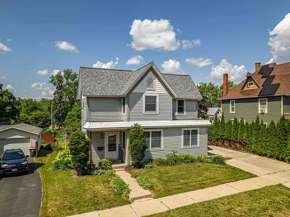 1915 7th St, Monroe, WI 53566